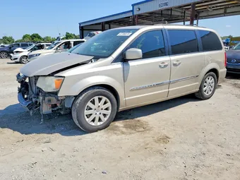 2016 Chrysler Town & Country 2C4RC1BG4GR287731