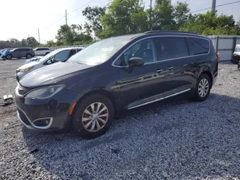 2017 Chrysler Pacifica 2C4RC1BGXHR787832 Lot 61925686