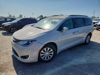 2017 Chrysler Pacifica 2C4RC1BG0HR653878 Lot 61818136
