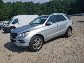 2015 Mercedes-Benz M-Class 4JGDA5JB2FA561617