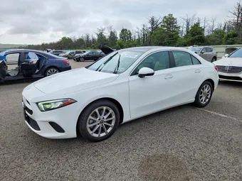 2021 Mercedes-Benz A-Class W1K3G4FB2MJ288506