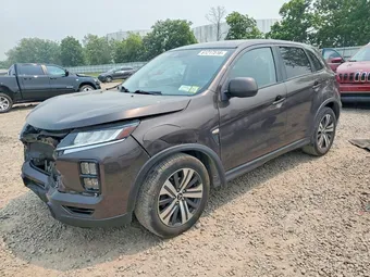2021 Mitsubishi Outlander JA4ARUAU0MU006411