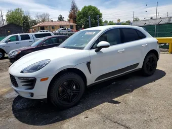 2017 Porsche Macan WP1AB2A52HLB15454 Lot 49104736