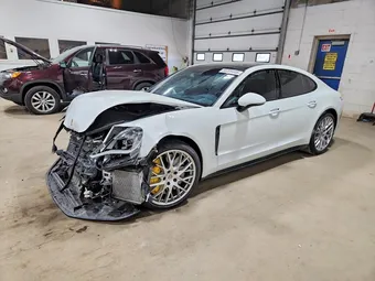 2019 Porsche Panamera WP0AB2A73KL128112