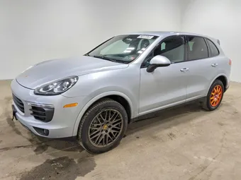 2017 Porsche Cayenne WP1AA2A23HKA86464