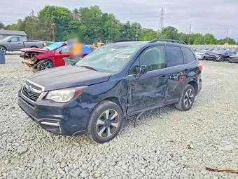 2018 Subaru Forester JF2SJAJC2JH499621