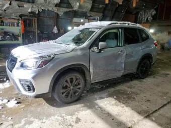 2019 Subaru Forester JF2SKAPC9KH581724