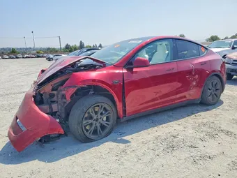 2025 Tesla Model Y 7SAYGDEE1SF301443