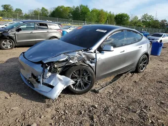 2024 Tesla Model Y 7SAYGDEE1RA301014 Lot 52605106