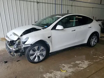 2021 Tesla Model Y 5YJYGDEE4MF078217