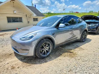2024 Tesla Model Y 7SAYGAEE7RF209701 Lot 57852046
