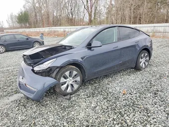 2023 Tesla Model Y 7SAYGDEE8PA139315
