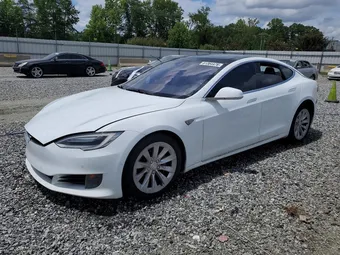 2016 Tesla Model S 5YJSA1E28GF149807