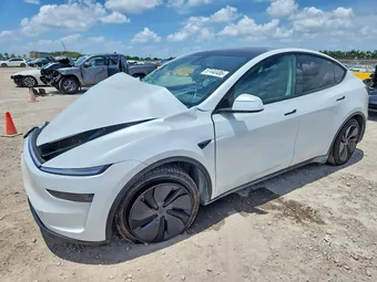 2026 Tesla Model Y 7SAYGDED1TA474532