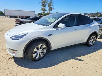 2023 Tesla Model Y 7SAYGDEE5PA099825