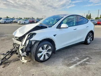 2023 Tesla Model Y 7SAYGDEE0PF814707