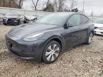 2024 Tesla Model Y 7SAYGDED4RF085606 Lot 96692175