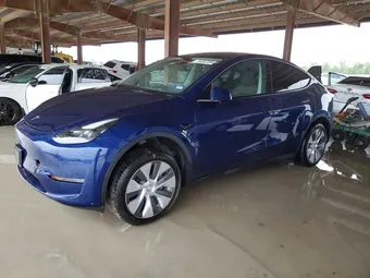 2024 Tesla Model Y 7SAYGDEE9RA261992