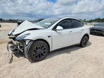 2022 Tesla Model Y 7SAYGAEE1NF549808