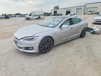 2018 Tesla Model S 5YJSA1E25JF268342