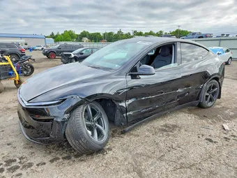 2026 Tesla Model Y 7SAYGDEEXTA477602