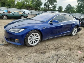 2016 Tesla Model S 5YJSA1E28GF158233