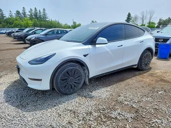 2023 Tesla Model Y LRWYGDFDXPC901706