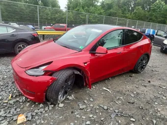 2022 Tesla Model Y 7SAYGDEF8NF546365