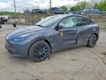 2023 Tesla Model Y 7SAYGDEE6PF868433