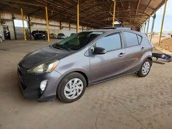 2015 Toyota Prius C JTDKDTB32F1577508