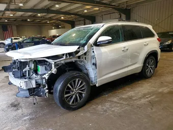 2017 Toyota Highlander 5TDJZRFH7HS429625