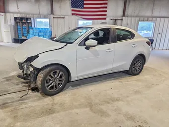 2019 Toyota Yaris 3MYDLBYV4KY517770