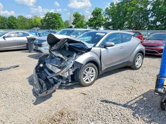 2020 Toyota C-HR NMTKHMBX4LR110665