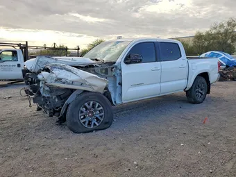 2020 Toyota Tacoma 5TFAZ5CN1LX090026