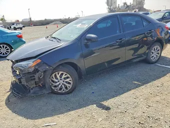 2018 Toyota Corolla 5YFBURHEXJP833569 Lot 47665626