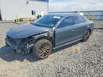 2016 Volkswagen Passat 1VWAT7A31GC043569