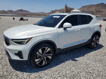 2023 Volvo XC40 YV4L12UA2P2939381