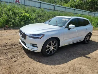 2018 Volvo XC60 LYVA22RL2JB117302
