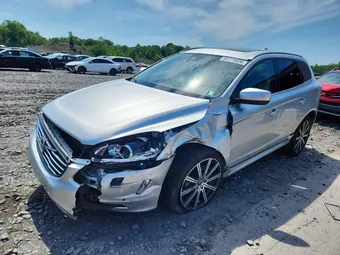 2017 Volvo XC60 YV449MRU4H2215480