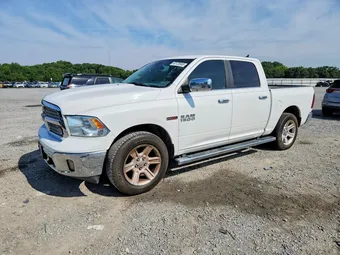 2018 Ram 1500 1C6RR6LM6JS263217