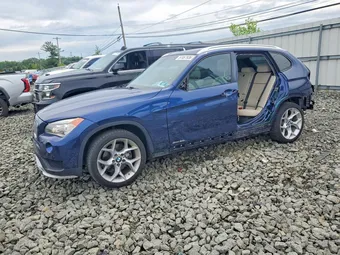 2015 BMW X1 WBAVM1C53FV316802