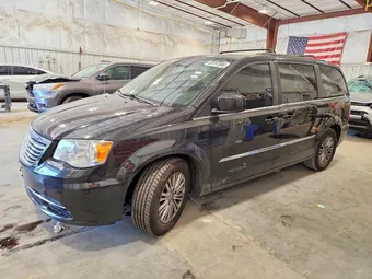 2015 Chrysler Town & Country 2C4RC1CG1FR707880