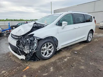 2017 Chrysler Pacifica 2C4RC1EG4HR653555 Lot 52491906