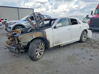 2019 Chrysler 300 2C3CCAAG5KH568897
