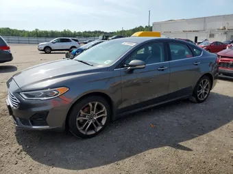 2020 Ford Fusion 3FA6P0CDXLR137171