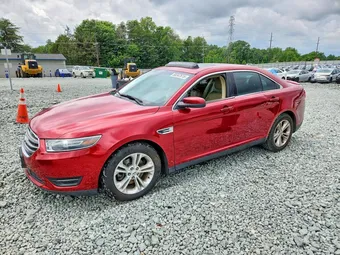 2015 Ford Taurus 1FAHP2E82FG158452