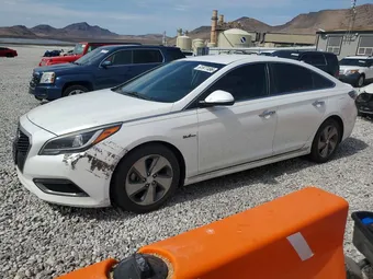 2017 Hyundai Sonata KMHE34L39HA067837