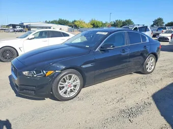 2017 Jaguar XE SAJAR4BG6HA976593