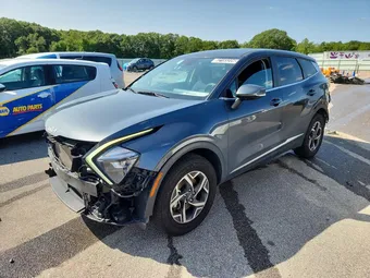 2023 Kia Sportage KNDPUCAF2P7166013
