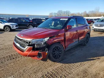 2021 Kia Seltos KNDEU2AA1M7052733